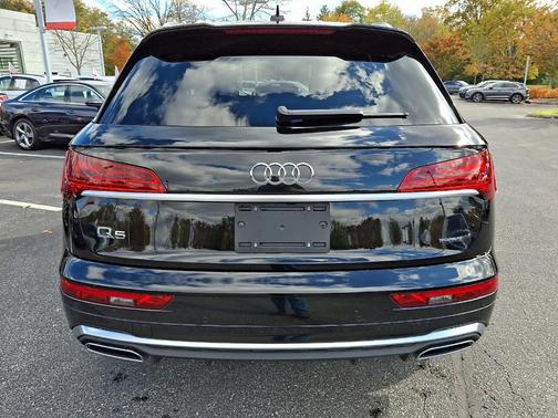 2025 Audi Q5 45 S line quattro Premium