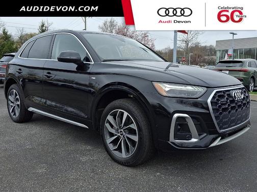 Mythos Black Metallic 2022 Audi Q5 45 S line Prestige