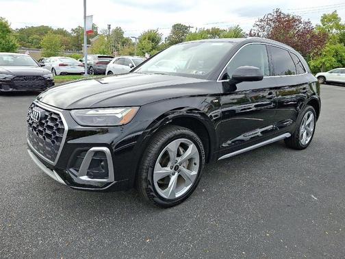 2025 Audi Q5 45 S line quattro Premium
