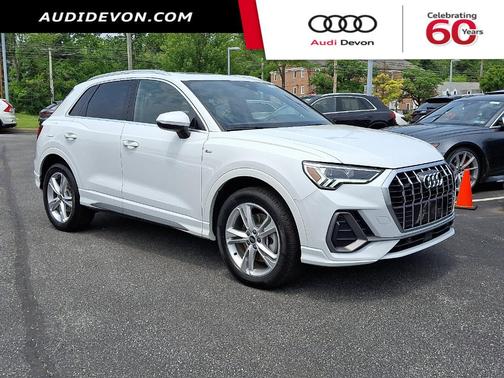 2024 Audi Q3 45 S line Premium