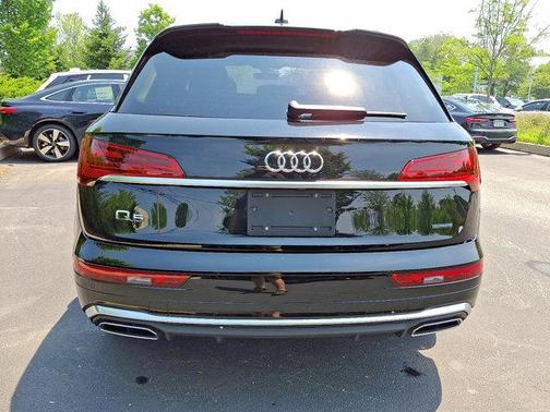 2025 Audi Q5 45 S line quattro Premium