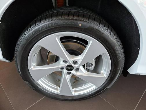 2025 Audi Q5 2.0T quattro Premium