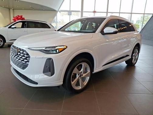 2025 Audi Q5 2.0T quattro Premium