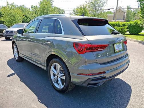 2024 Audi Q3 45 S line Premium