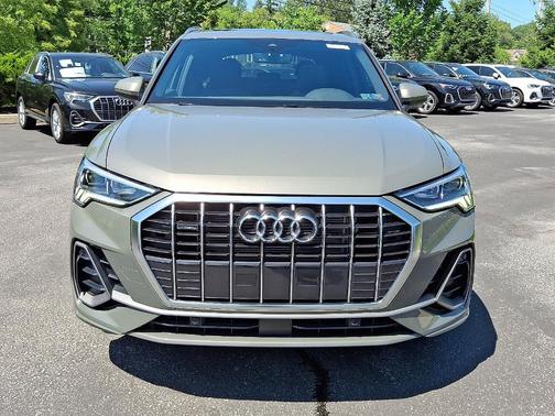 2024 Audi Q3 45 S line Premium