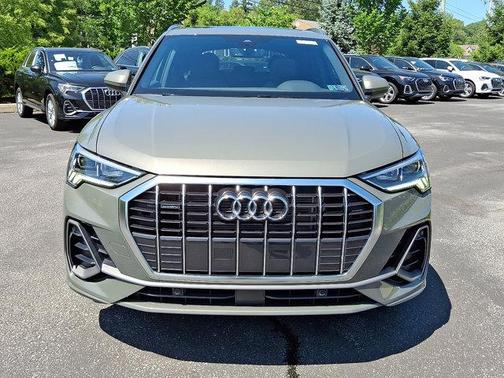 2024 Audi Q3 45 S line Premium