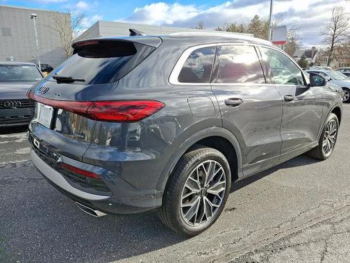 2025 Audi Q5 2.0T quattro Premium