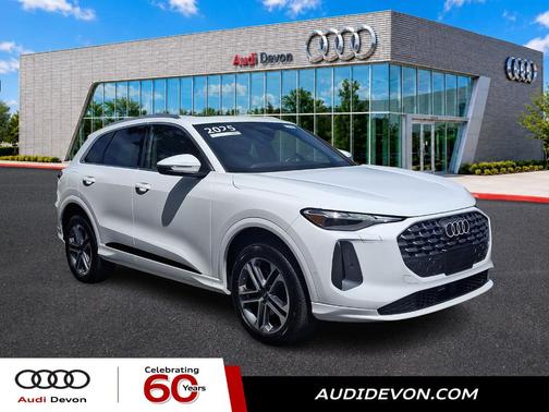 Arkona White 2025 Audi Q5 2.0T quattro Premium
