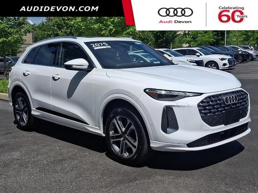 Arkona White 2025 Audi Q5 2.0T quattro Premium