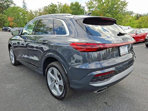 2025 Audi Q5 2.0T quattro Premium