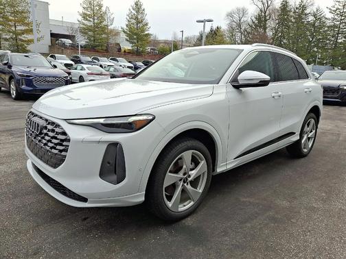 2025 Audi Q5 2.0T quattro Premium