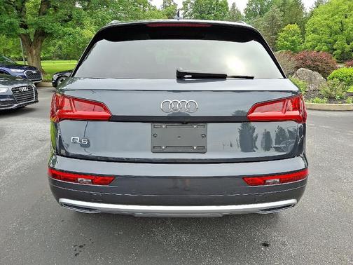 2020 Audi Q5 40 Premium Plus