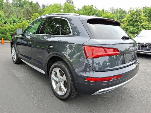 2020 Audi Q5 40 Premium Plus