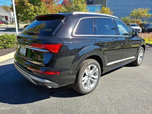 2026 Audi Q7 PLUS