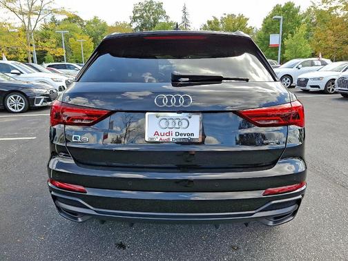 2020 Audi Q3 45 S line Prestige