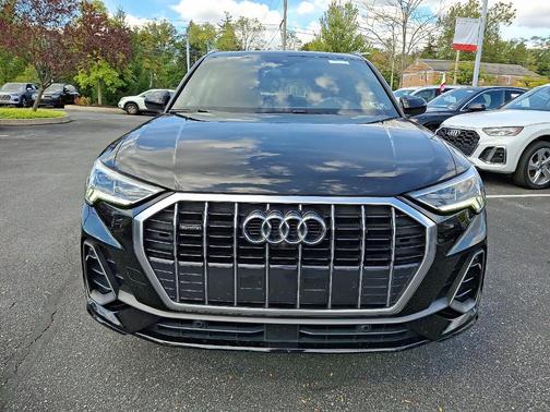 2020 Audi Q3 45 S line Prestige
