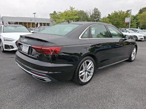 2022 Audi A4 45 S line Premium Plus