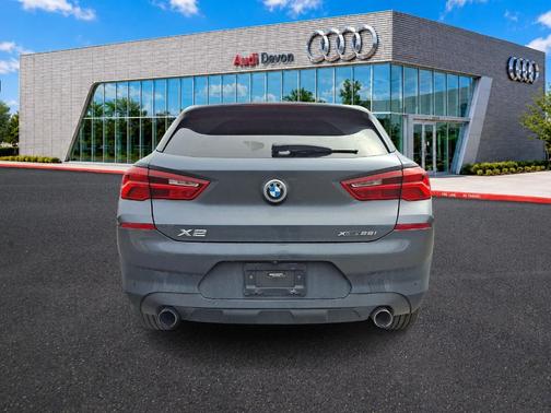 Mineral Gray Metallic 2019 BMW X2 xDrive28i