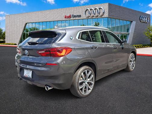 Mineral Gray Metallic 2019 BMW X2 xDrive28i