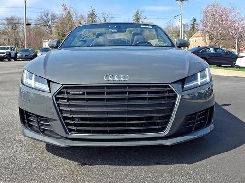 Monsoon Gray Metallic / Black Roof 2016 Audi TT 2.0T