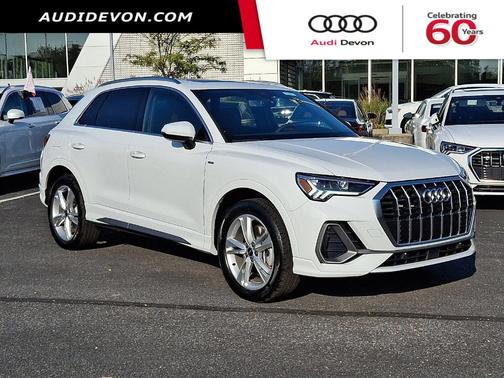 2024 Audi Q3 45 S line Premium