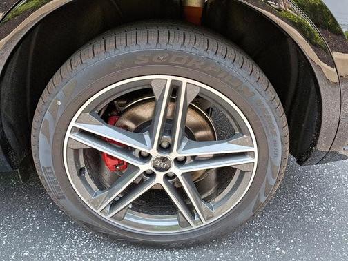 2025 Audi Q5 55 S line quattro Premium