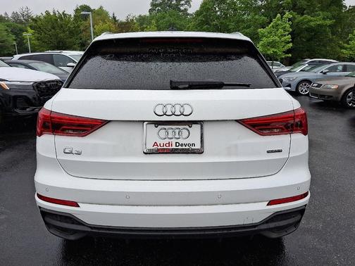 2024 Audi Q3 45 S line Premium