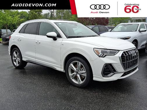 2024 Audi Q3 45 S line Premium
