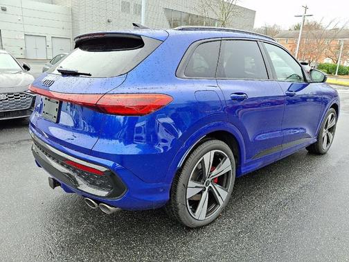 2025 Audi SQ5 3.0T quattro Premium