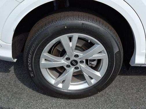 2025 Audi Q5 2.0T quattro Premium