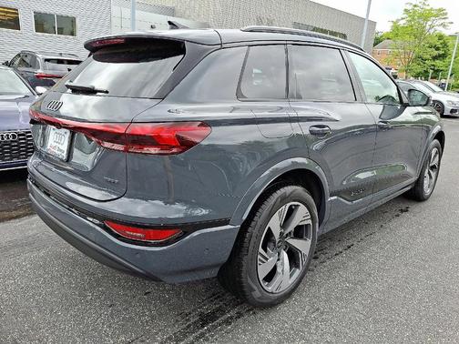 2025 Audi Q6 e-tron Premium