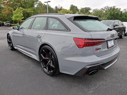 2025 Audi RS 6 Avant 4.0T quattro performance