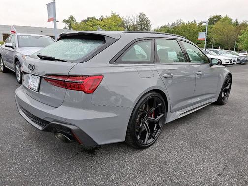 2025 Audi RS 6 Avant 4.0T quattro performance