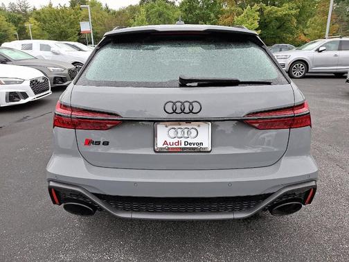 2025 Audi RS 6 Avant 4.0T quattro performance