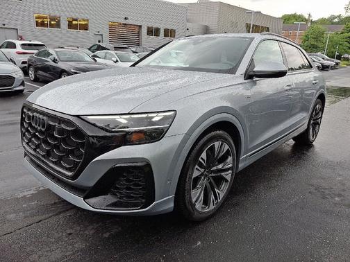 2025 Audi Q8 Premium Plus