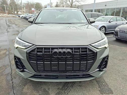 2025 Audi Q3 45 S line Premium