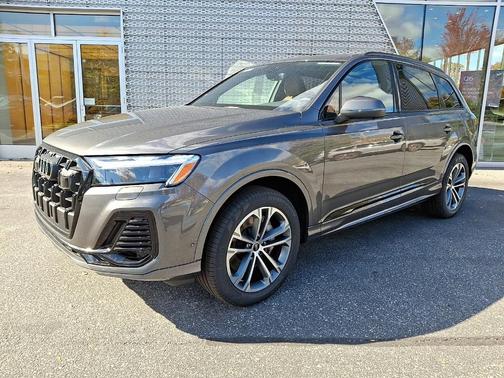 2026 Audi Q7 PLUS