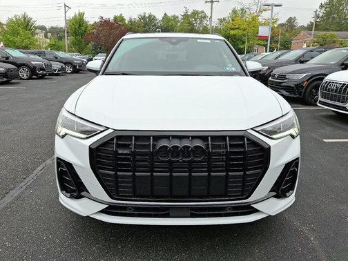 2024 Audi Q3 45 S line Premium