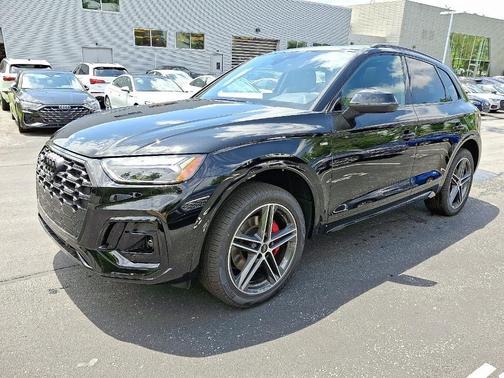 2025 Audi Q5 55 S line quattro Premium