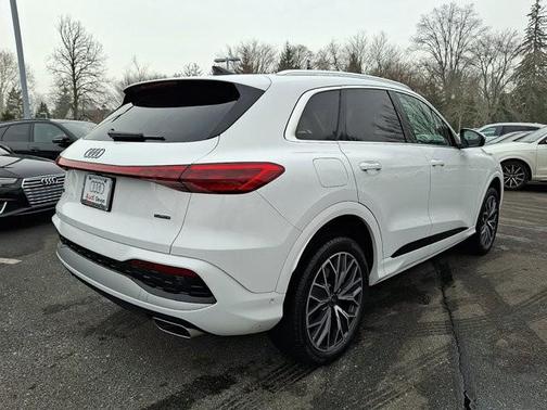 2025 Audi Q5 2.0T quattro Premium