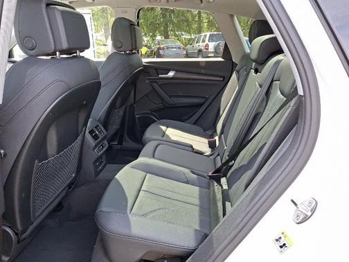 2025 Audi Q5 55 S line quattro Premium