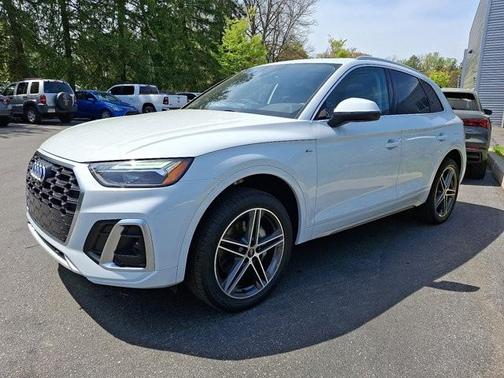 2025 Audi Q5 55 S line quattro Premium