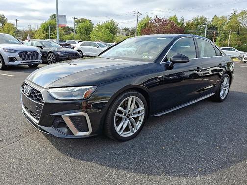 2022 Audi A4 45 S line Premium Plus