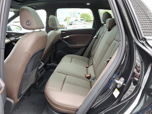 2025 Audi Q6 e-tron Premium