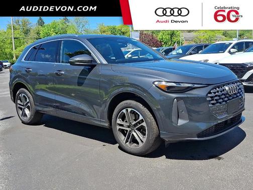 Tambora Gray Metallic 2025 Audi Q5 2.0T quattro Premium