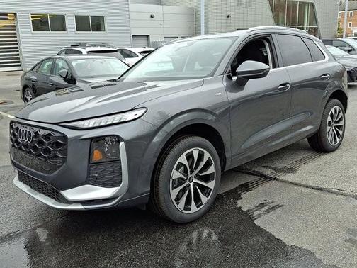 Daytona Gray Pearl 2026 Audi Q3 S line