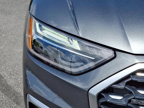 2024 Audi Q5 45 S line quattro Premium