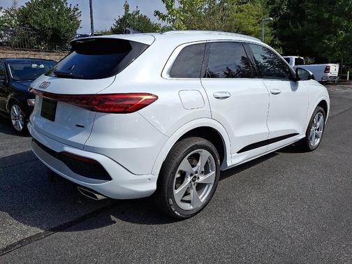 2025 Audi Q5 2.0T quattro Premium