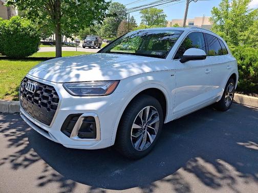 2024 Audi Q5 45 S line quattro Premium