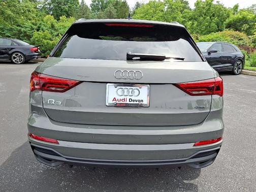 2024 Audi Q3 45 S line Premium